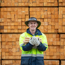 Load image into Gallery viewer, Fire Bucket Blocks & Kindling Bundle (delivery included)